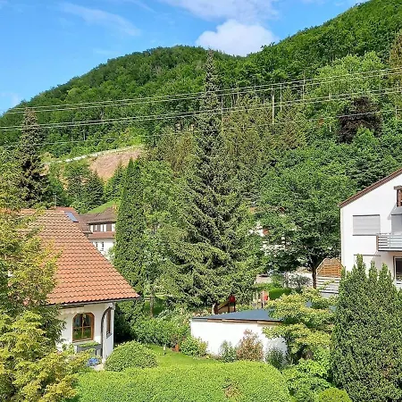 بيت للعطل Cozy Bungalow In Geroldsgrun
