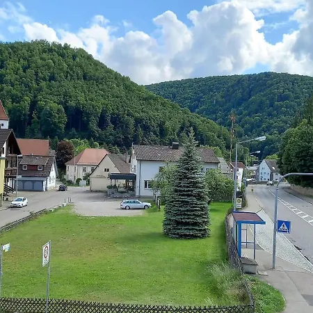 بيت للعطل Cozy Bungalow In *